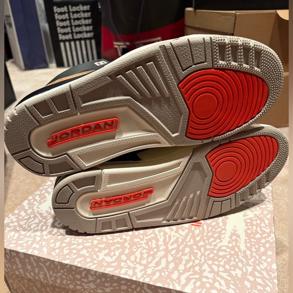 NEW Air Jordan 3 Desert Elephant - Size 10 US Men’s - Picture 12 of 14